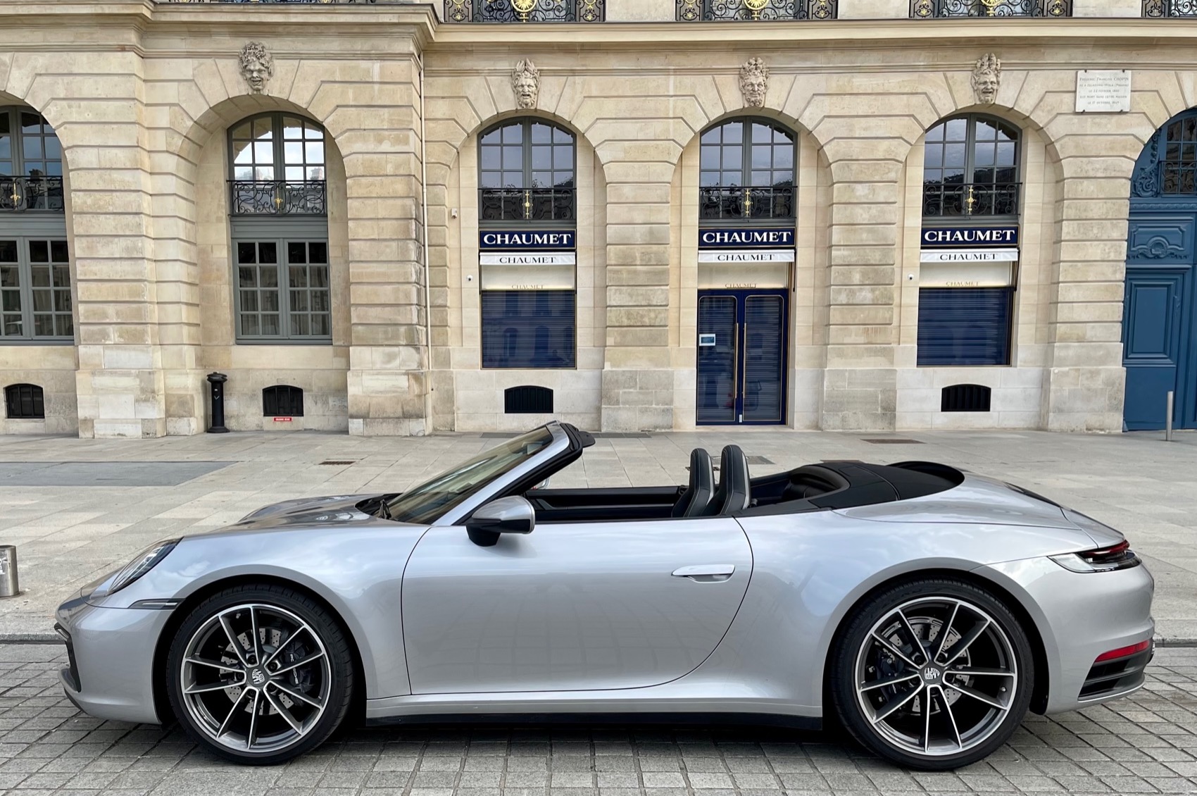 HIRE PORSCHE 911 992 CONVERTIBLE