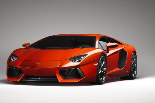 LOUER LAMBORGHINI AVENTADOR LP 700-4