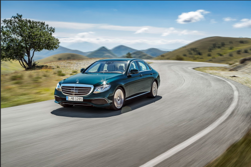 LOUER MERCEDES CLASSE E 
LOCATION AVEC CHAUFFEUR